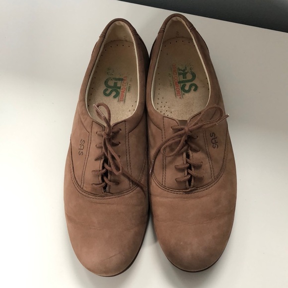 SAS Whisper Suede Oxford Walking Shoe - Picture 1 of 10